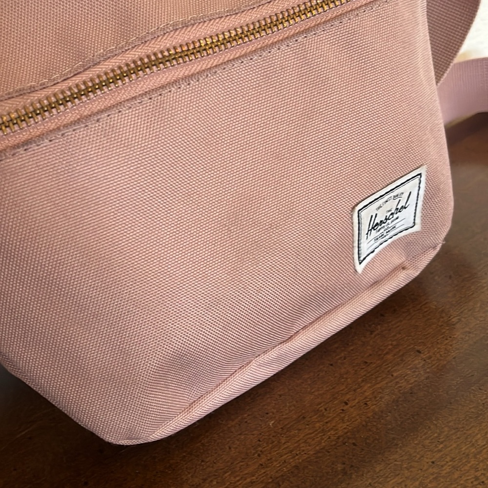 Herschel Supply Company Settlement Hip Pack 2L Mauve Ash Rose Belt Bag - Picture 4 of 10